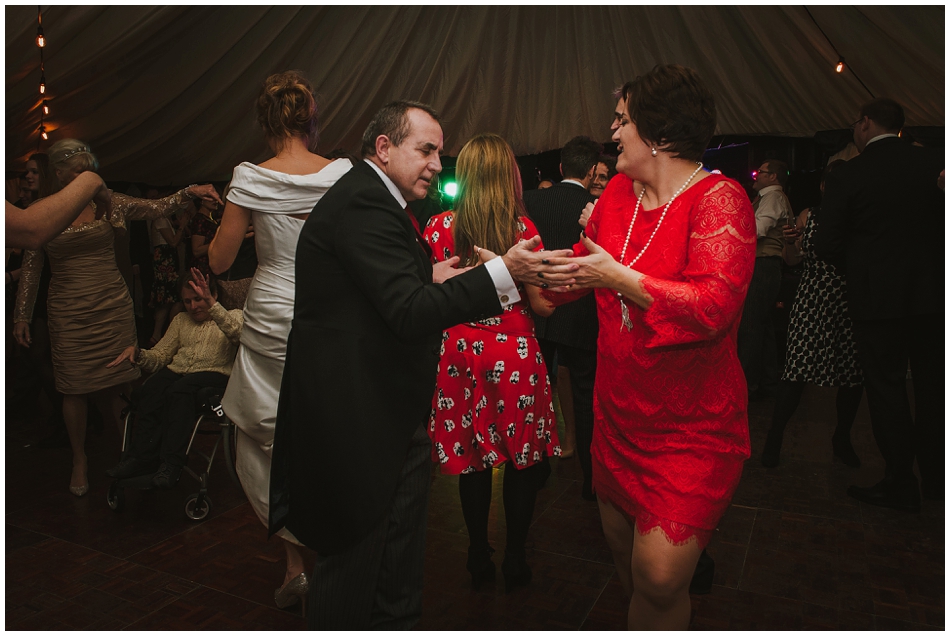 winter wedding photographer