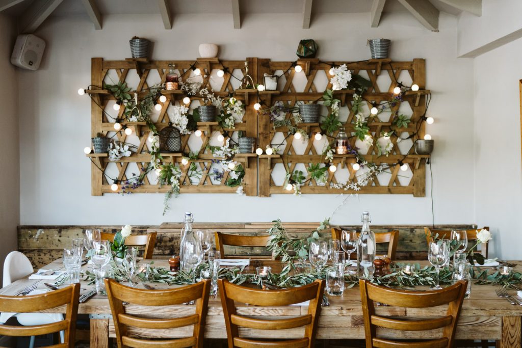 pub restaurant photo